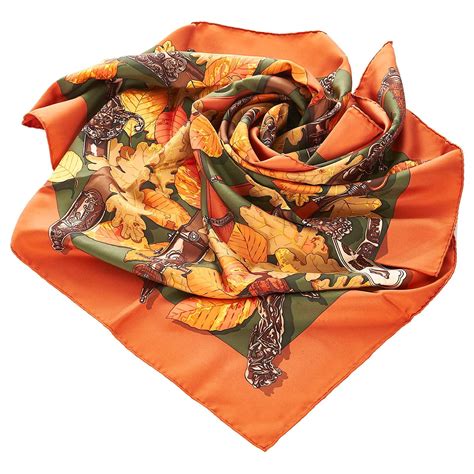 hermes scarf au plus dru|HERMES Silk Au Plus Dru Scarf 90 628766 .